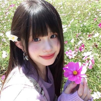 伴游女王